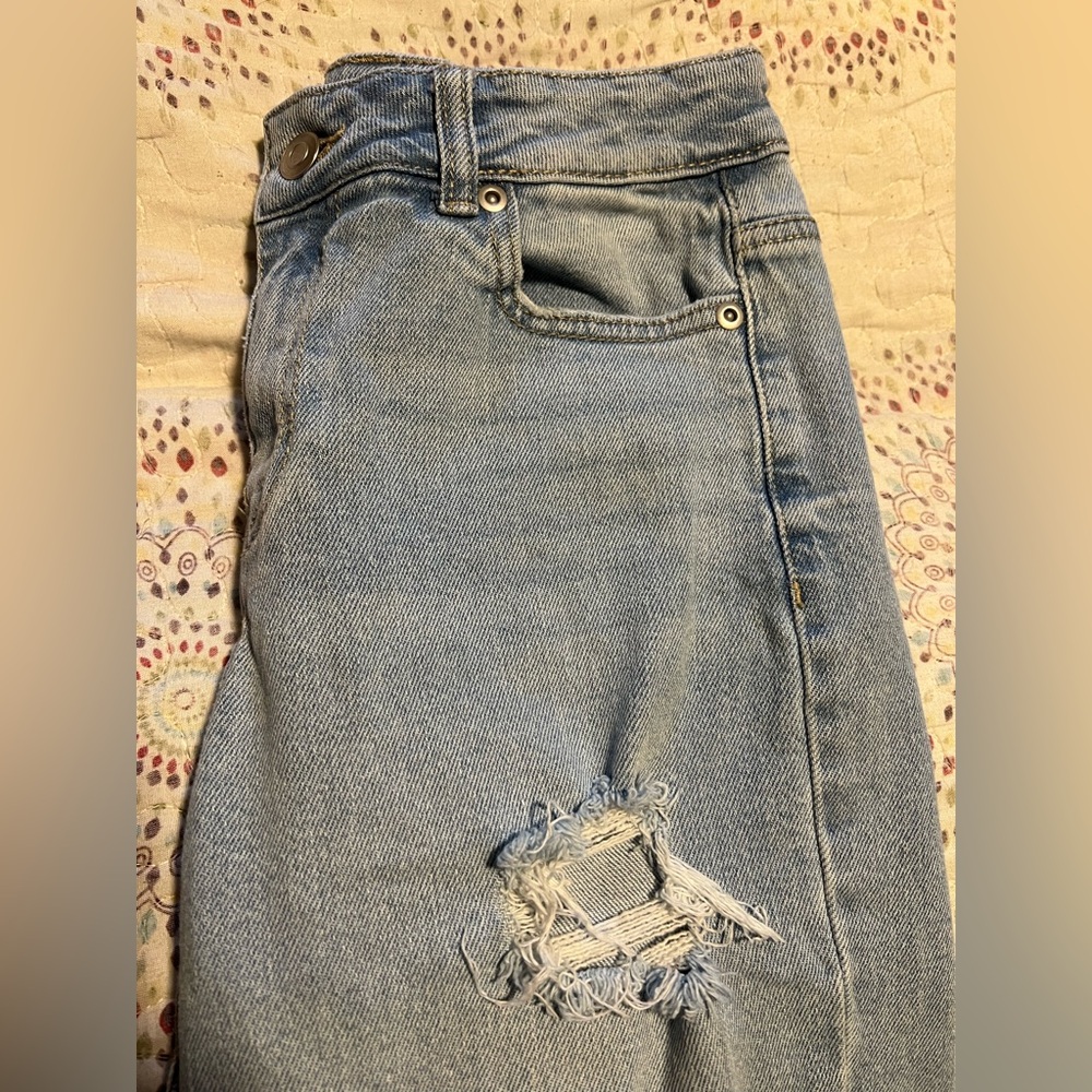 Distressed Blue Jeans - Picture 4 of 4